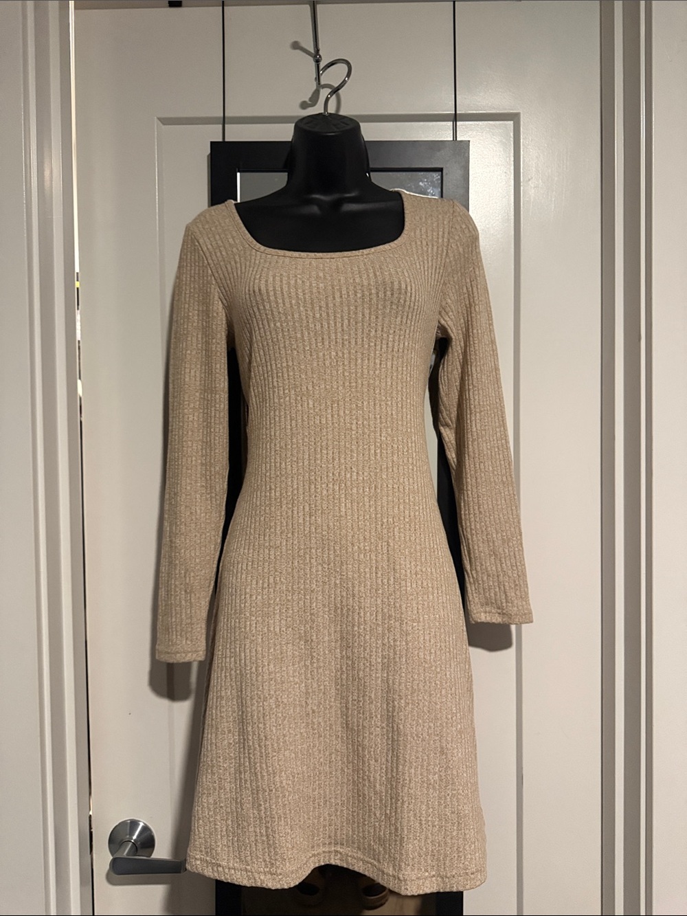 Old Navy size XS Beige Rib-Knit Long Sleeve A-Line Dress